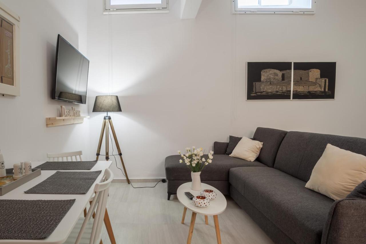 Eleni's Apartment *